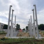 Budowa kościoła – słupy konstrukcyjne [zdjęcia]